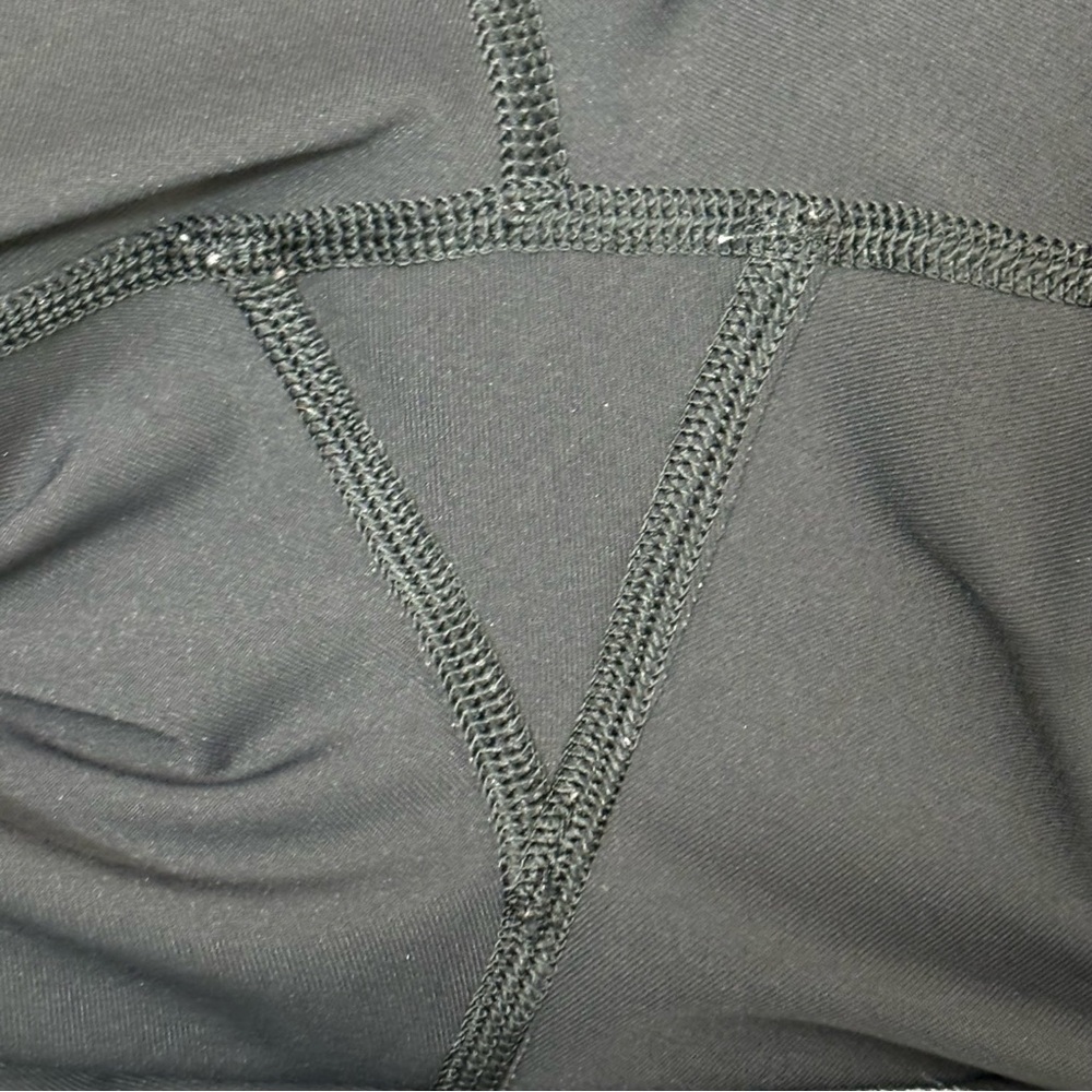 Lululemon Stripped High-Waisted Leggings Size 4 - Picture 7 of 10